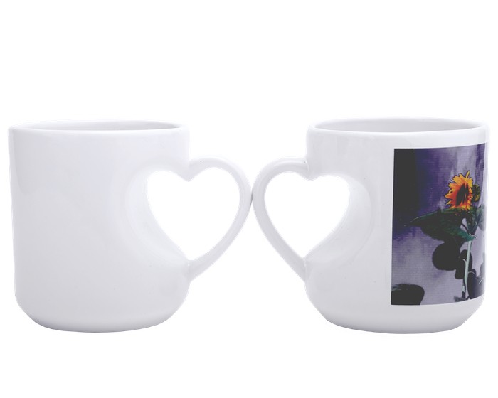 TAZA CAIRO CON ASA DE CORAZON PARA SUBLIMACION DE CERAMICA 10 OZ